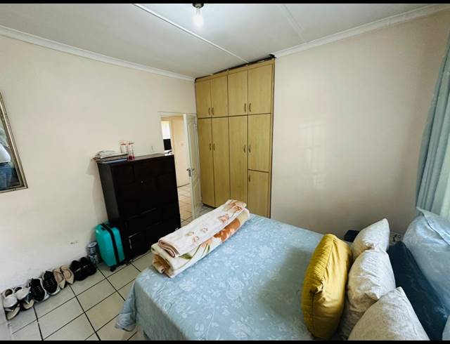 4 BEDROOM FREEHOLD FOR SALE IN EASTWOOD